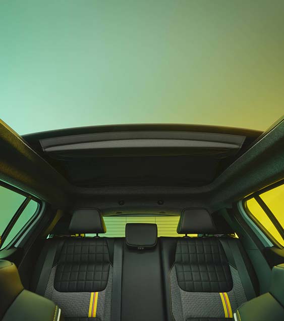 R4-interieur2