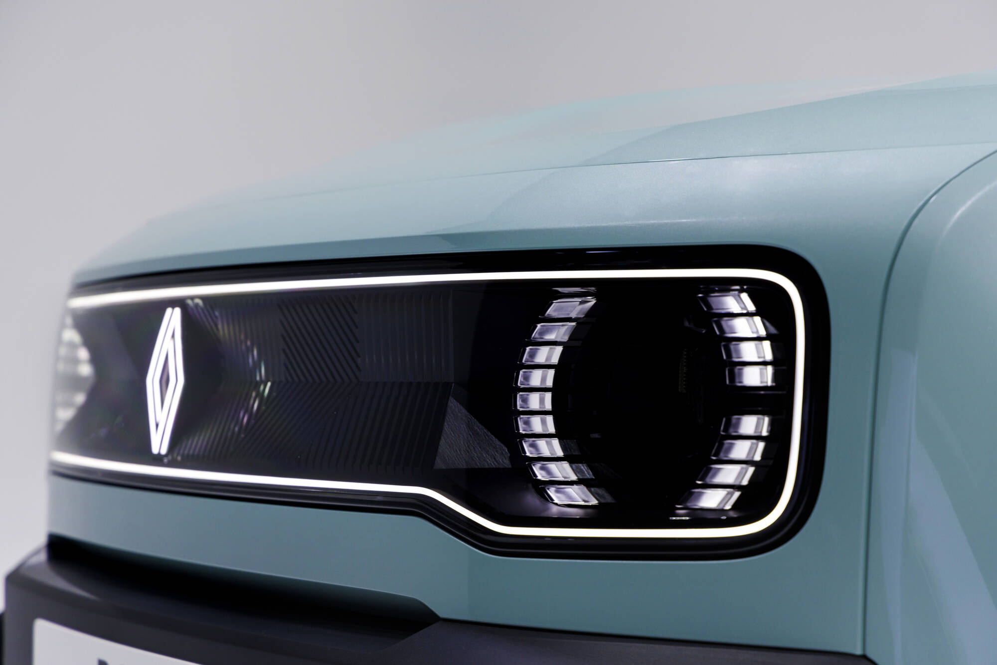 Renault 4 E-Tech electric