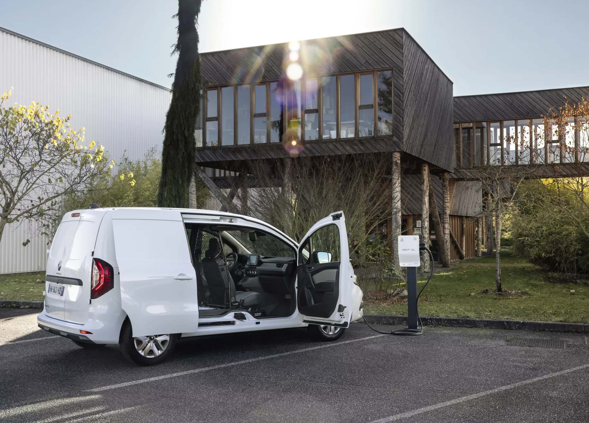 kangoo-van-charge